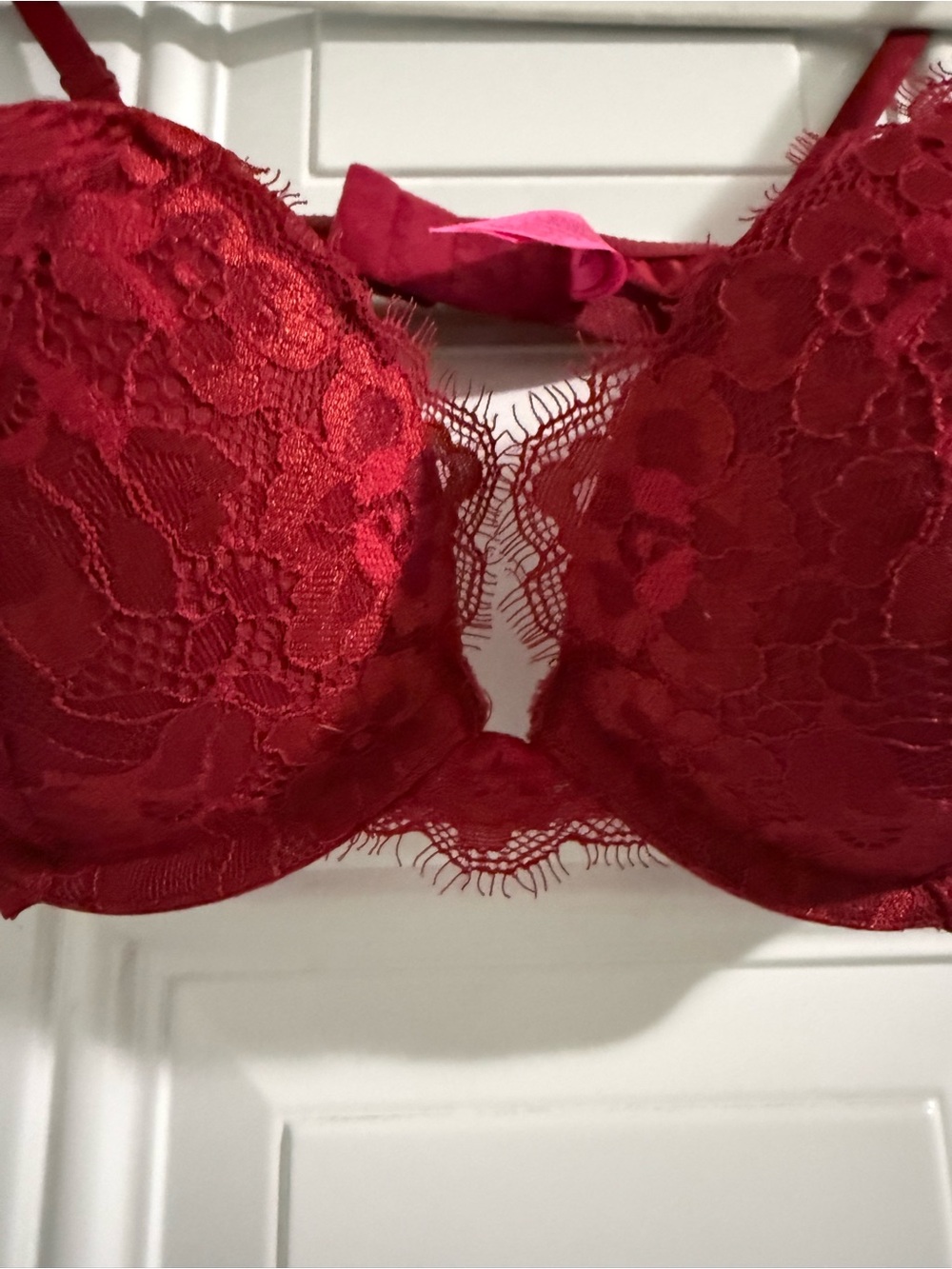 47. La SENZA Red Lace Push-Up Bra with Adjustable Straps 34B - Picture 2 of 9